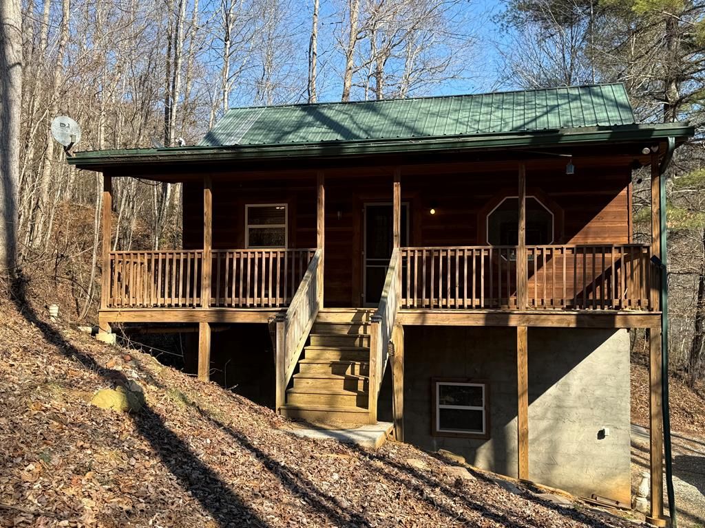Photo of 39 Honeysuckle Lane, Sylva, NC 28779 (MLS # 26045315)