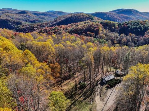 Photo of 2626 Dendy Orhcard Rd, Highlands, NC 28741 (MLS # 26042643)