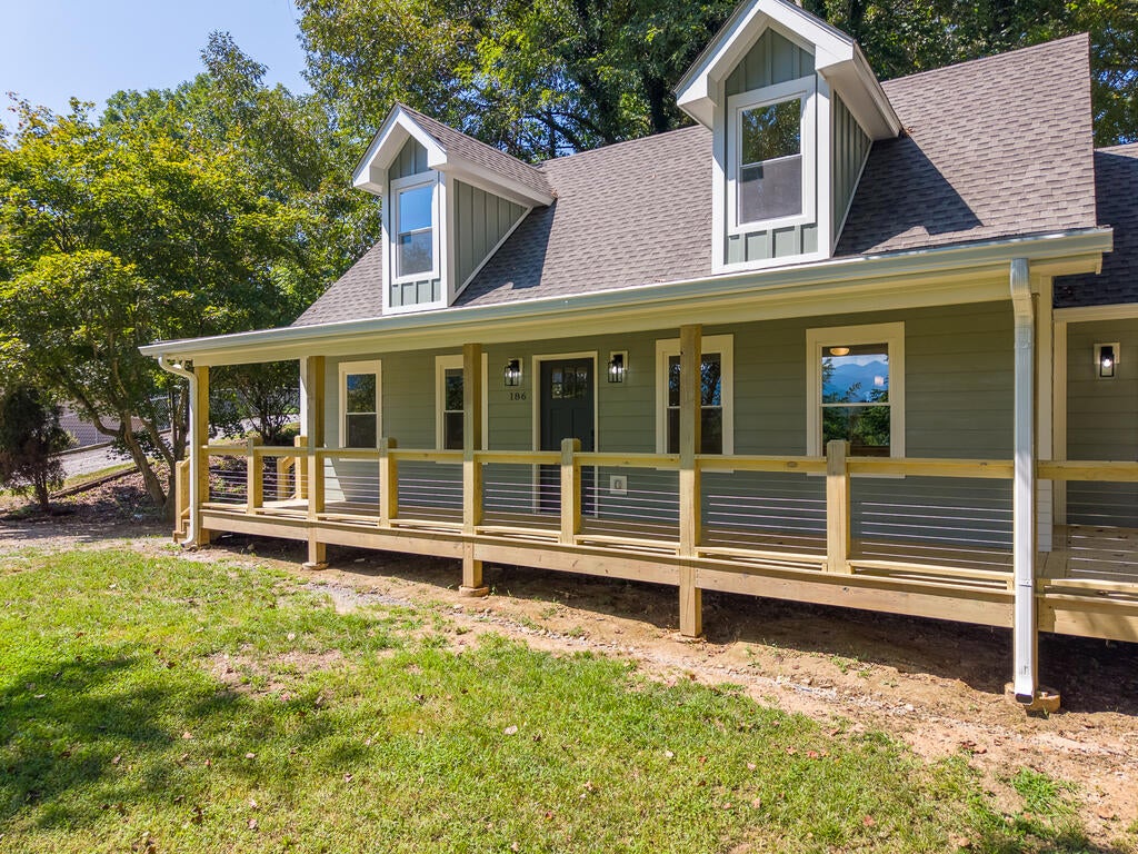 Photo of 186 Sylvan Heights Drive, Sylva, NC 28779 (MLS # 26048454)