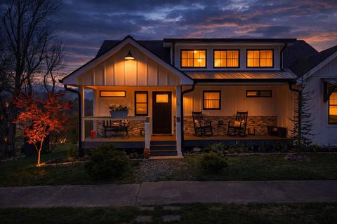 Photo of 101 Mill Street, Hayesville, NC 28904 (MLS # 26046833)