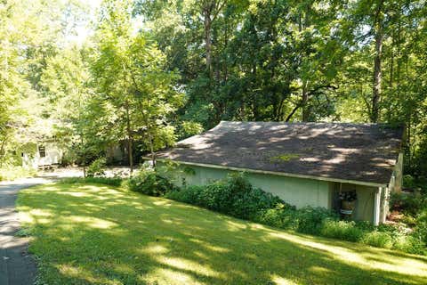 Photo of 81 Bee Tree Ln, Franklin, NC 28734 (MLS # 26048082)