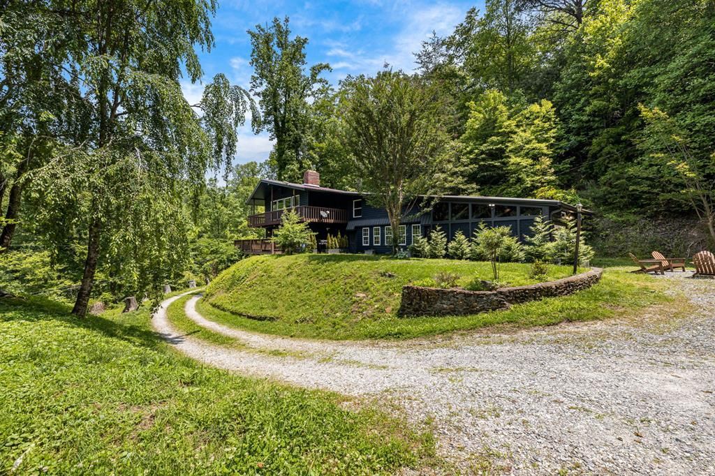 Photo of 6541 Grassy Branch, Bryson City, NC 28713 (MLS # 26041237)