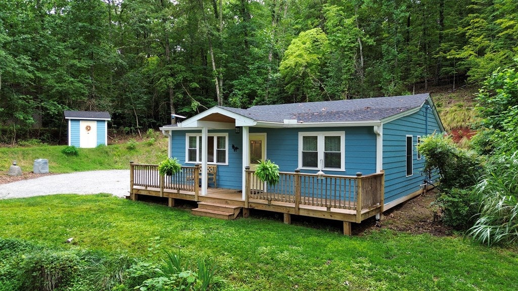 97 Silver Spruce Ln.