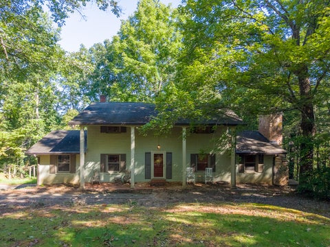 Photo of 304 Canterbury Road, Cullowhee, NC 28723 (MLS # 26048523)