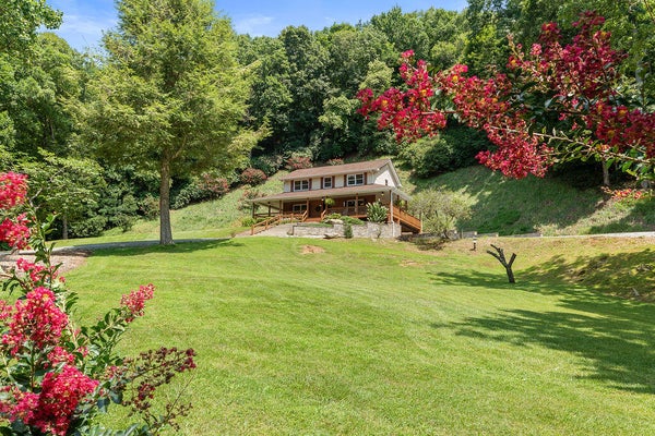 2694 LAKEY CREEK RD, FRANKLIN, NC 28734 - Image eed2ccf4bbb87f7beb59f17d724785b9/3510219725