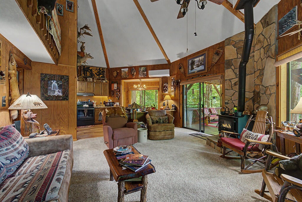 204 Mountain Laurel Drive