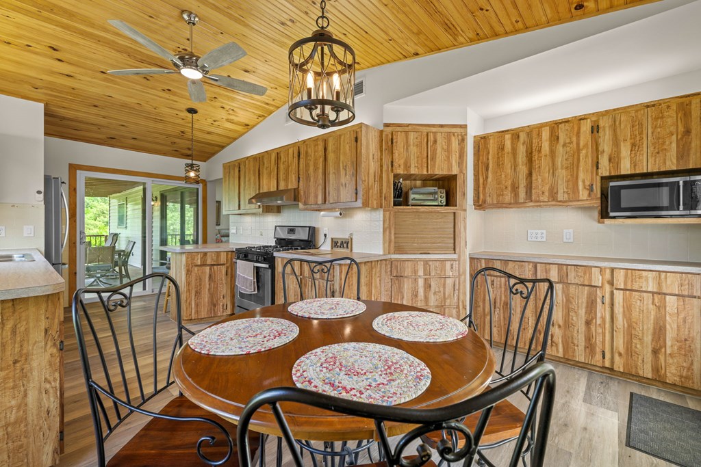 208 Quail Ridge Trail