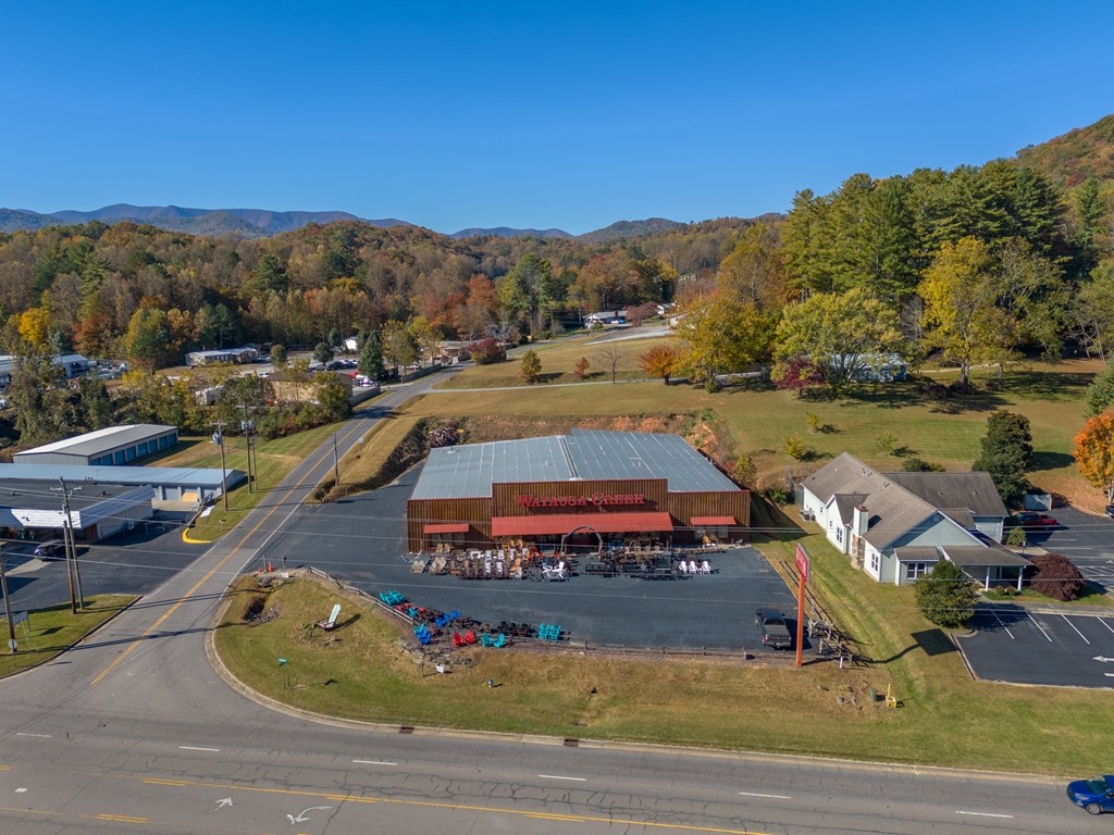 25 Setser Branch Rd / 441 South