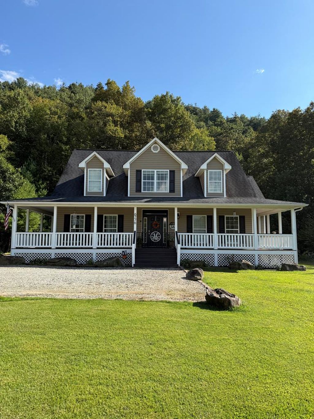 Photo of 6776 Hwy 28, Almond, NC 28702 (MLS # 26042155)