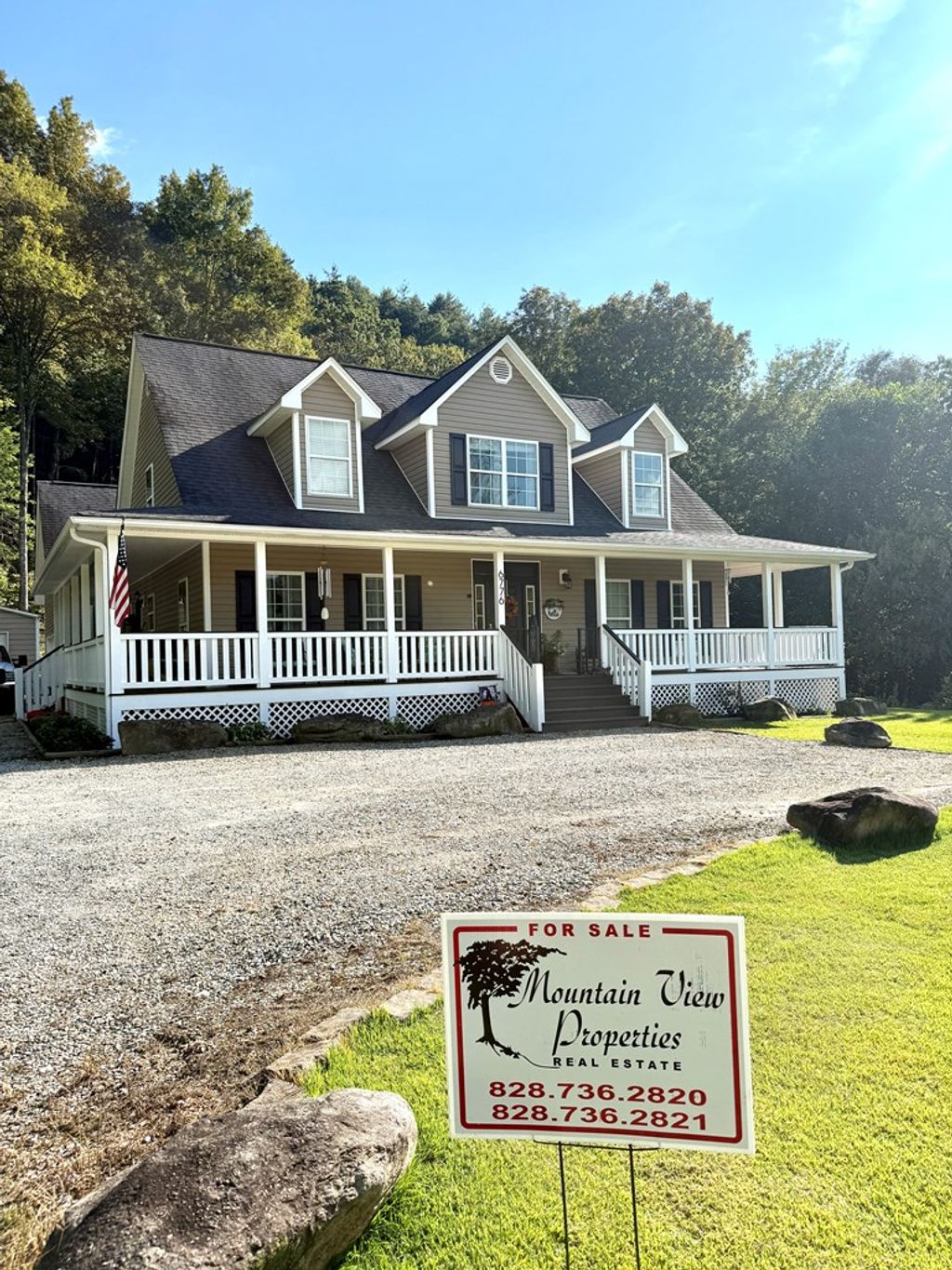 Photo of 6776 Hwy 28, Almond, NC 28702 (MLS # 26042155)