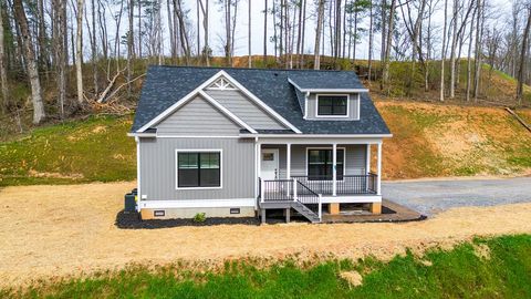 Photo of 67 Patterson Drive, Dillsboro, NC 28725 (MLS # 26046633)