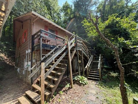 Photo of 138 Heavenly View Dr, Sylva, NC 28779 (MLS # 26047692)