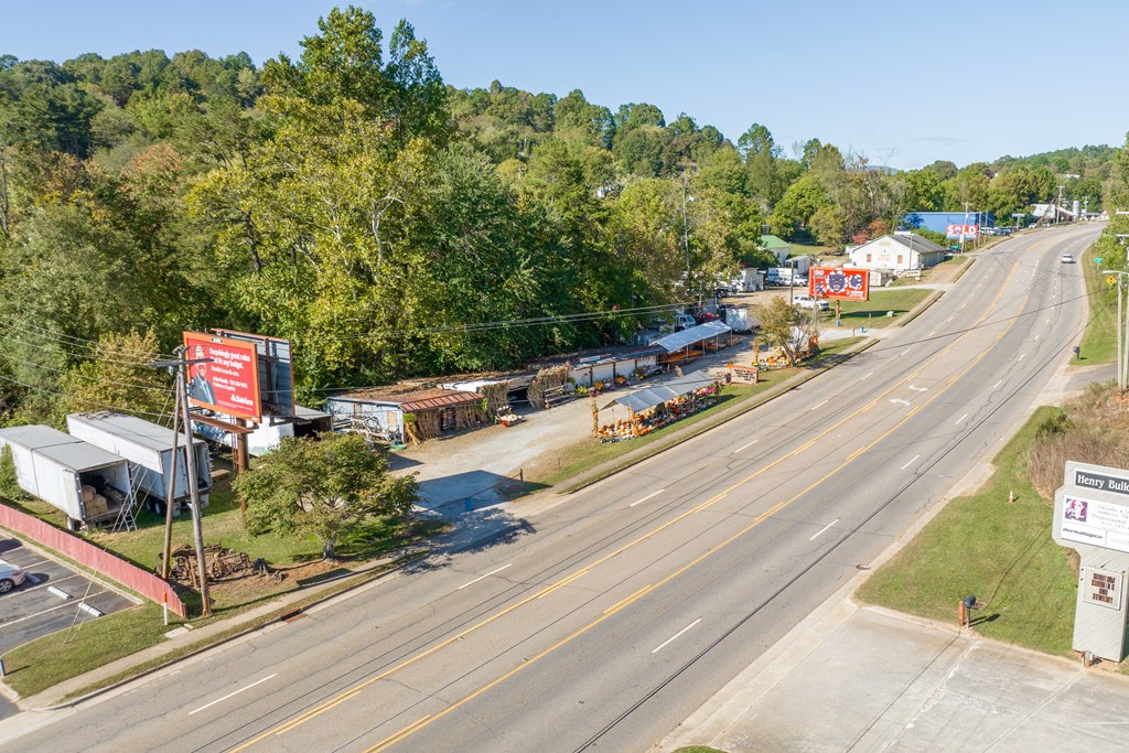 836 East Main Street