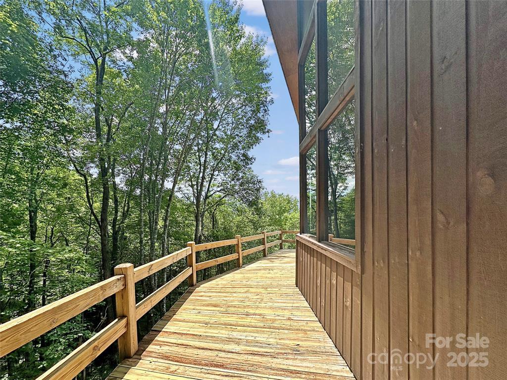 Topton, North Carolina 28781, United States, 2 Bedrooms Bedrooms, ,2 BathroomsBathrooms,Residential,Active,172635