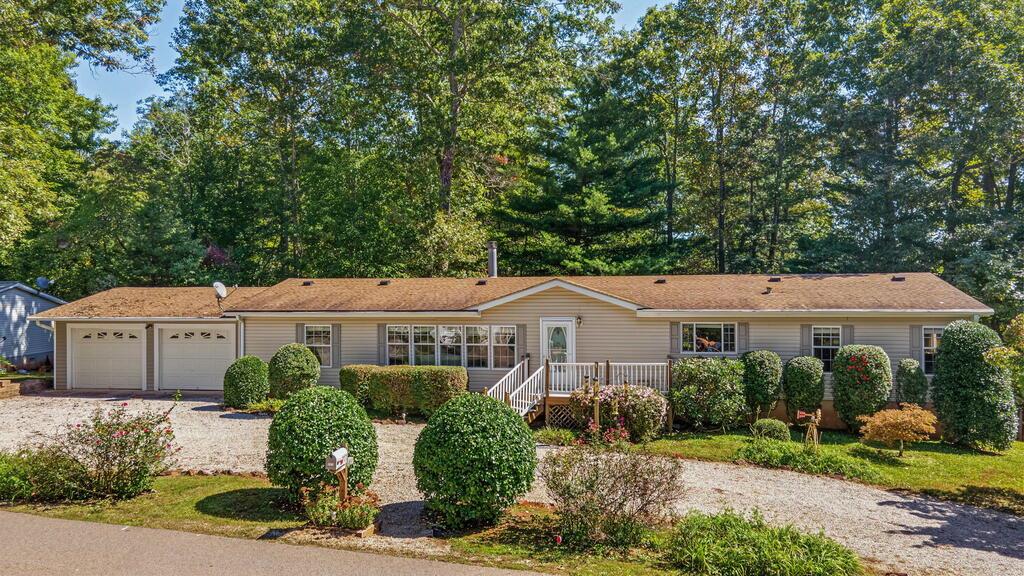 111 Westwood Dr