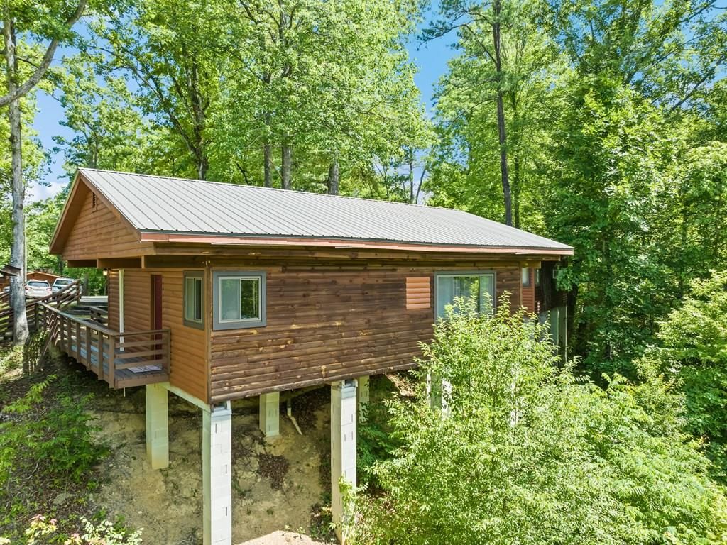 Photo of 299 Blue Ridge Parkway, Bryson City, NC 28713 (MLS # 26041588)