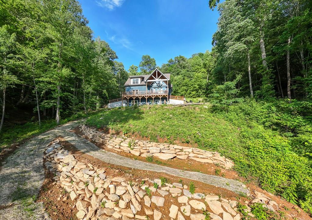 Photo of 1105 Falls View Drive, Bryson City, NC 28713 (MLS # 26047402)
