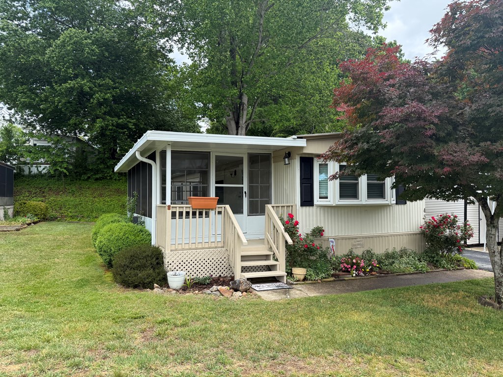 45 Corey Avenue