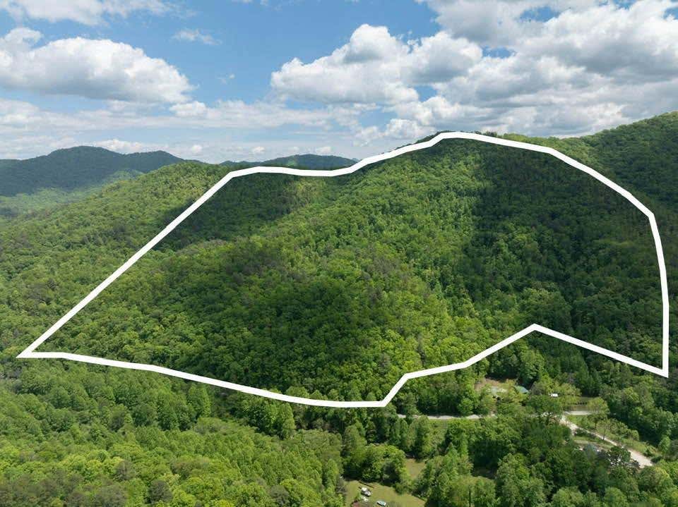 Photo of 000 Lower Sawyers Creek Rd, Robbinsville, NC 28771 (MLS # 26047919)