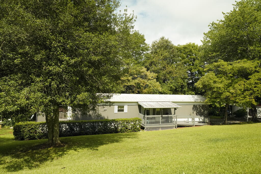 14 Grace Ln