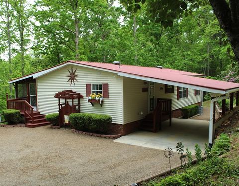 Photo of 60 Sandy Road, Franklin, NC 28734 (MLS # 26047099)