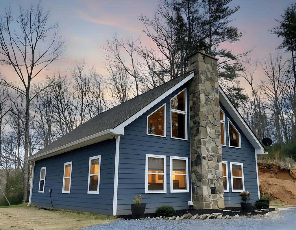 Photo of 1043 Atoah Circle, Robbinsville, NC 28771 (MLS # 26048194)