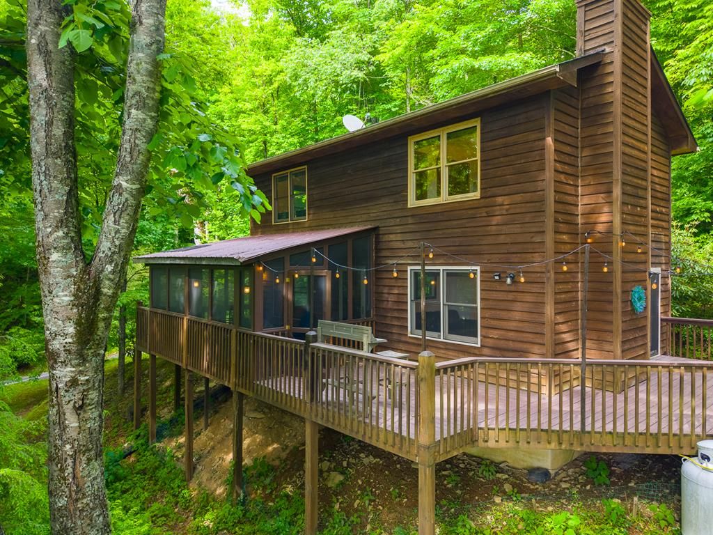 Photo of 903 Plott Balsam Rd, Maggie Valley, NC 28751 (MLS # 26047620)