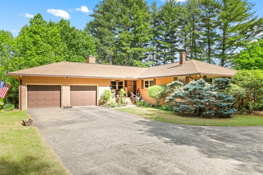 Photo of 54 Teapot Ridge, Cullowhee, NC 28723 (MLS # 26047935)