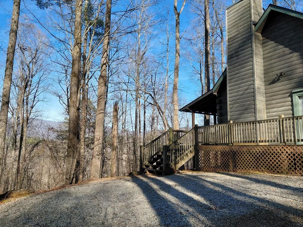 Photo of 504 Mountain View School Rd, Robbinsville (Graham), NC 28771 (MLS # 26046628)