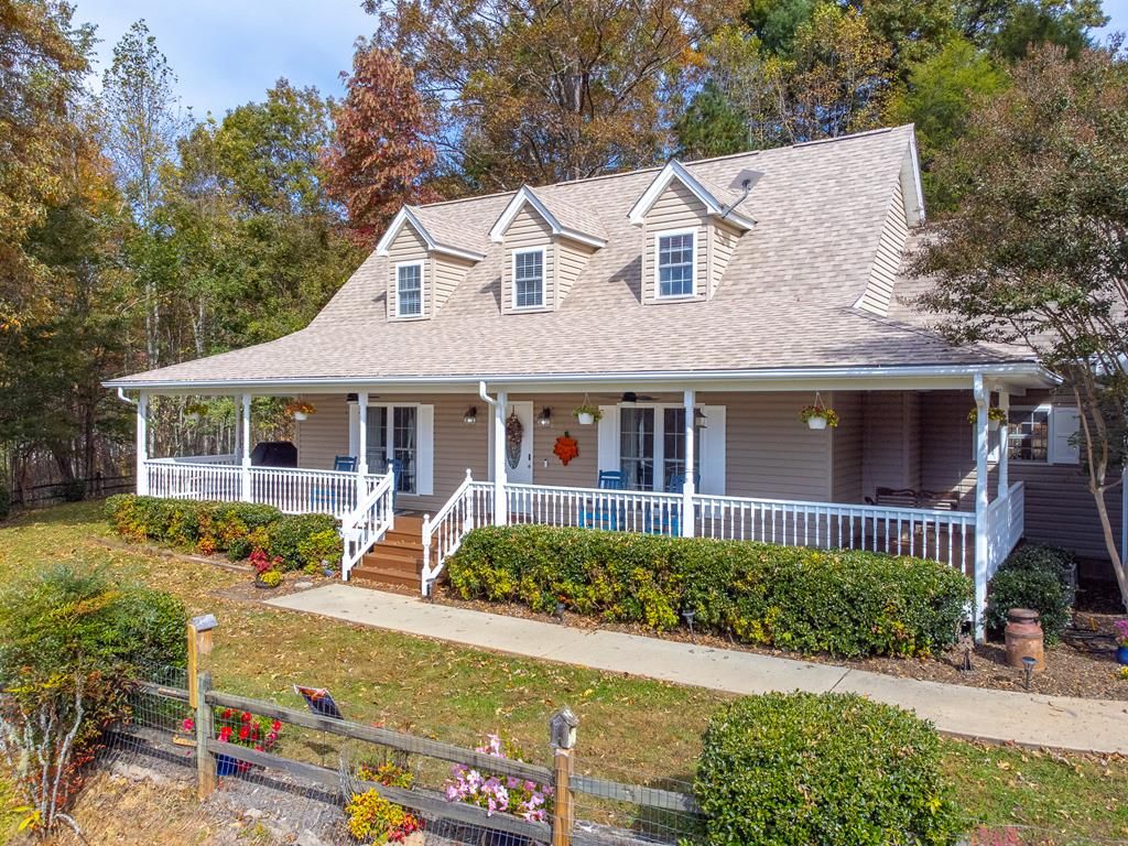 Photo of 3 Signal Ridge Rd, Sylva, NC 28779 (MLS # 26042439)