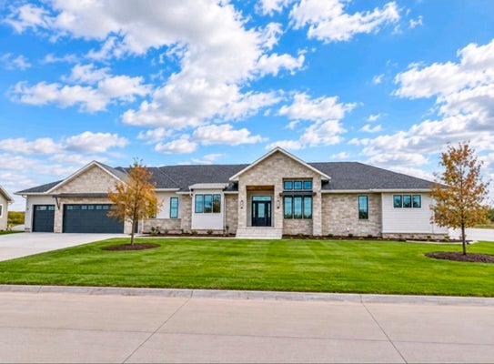 27510 SANDSTONE DR, COLUMBUS, NE 68601 - Image 1a4a51cd7ade8b1fc62390b3d76a91e3/204242148