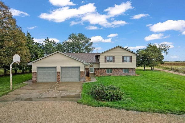 3850 D RD, RISING CITY, NE 68658 - Image e03601acf198495c580550b3af7c95e6/4181303142