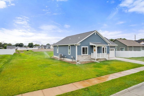 458 7TH AVE, COLUMBUS, NE 68601 - Image fc03e809ecbfb3eaa28958108b16b4b2/4048167969