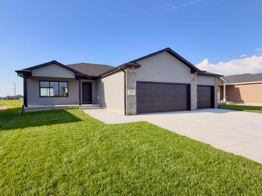 2303 E 41ST ST, KEARNEY, NE 68847 - Image c7963b66ef1e7d7cbdc8e28c54403dbf/1860189182