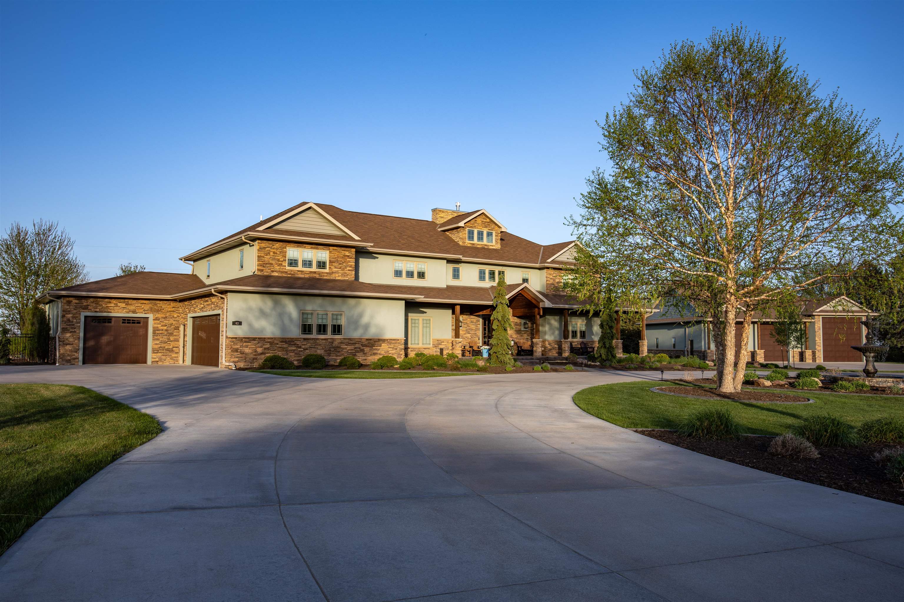 43 Rolling Hills Rd, Kearney, NE, 68845, USA, 5 Bedrooms Bedrooms, ,5 BathroomsBathrooms,Residential,Pending,43 Rolling Hills Rd,20260595