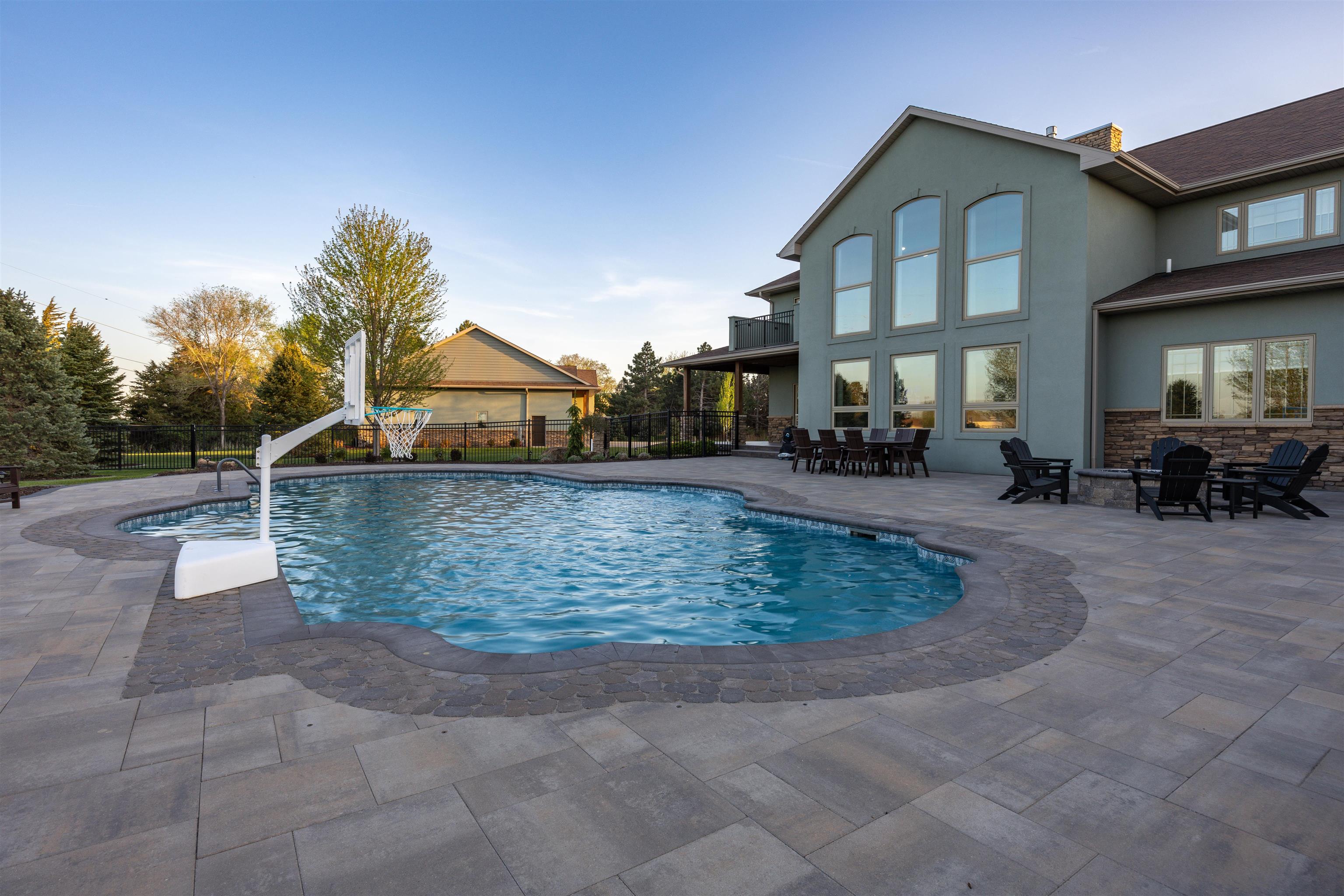 43 Rolling Hills Rd, Kearney, NE, 68845, USA, 5 Bedrooms Bedrooms, ,5 BathroomsBathrooms,Residential,Pending,43 Rolling Hills Rd,20260595