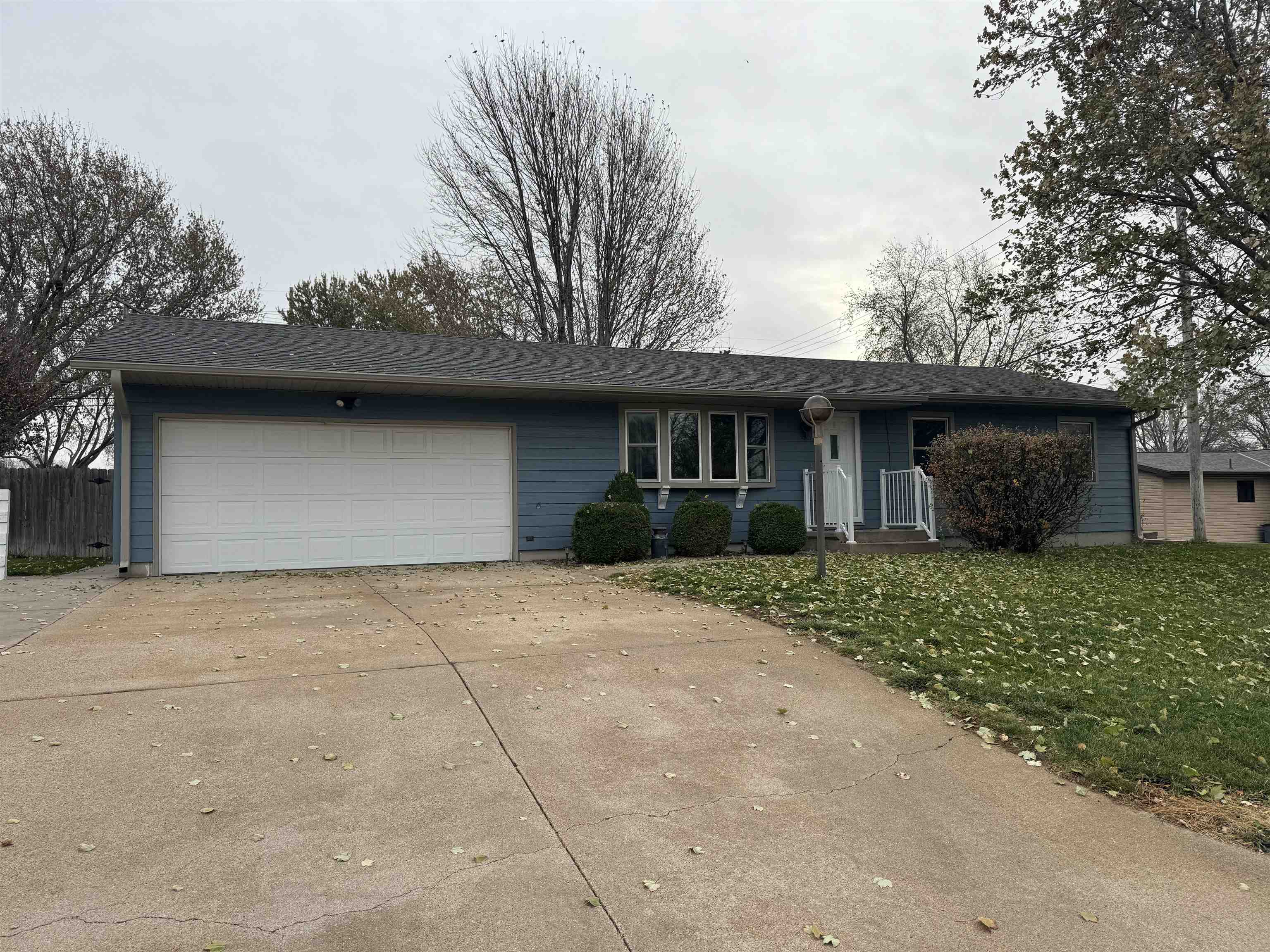 1248 Apache Avenue, Hastings, NE 68901 MLS 20231436 Listing