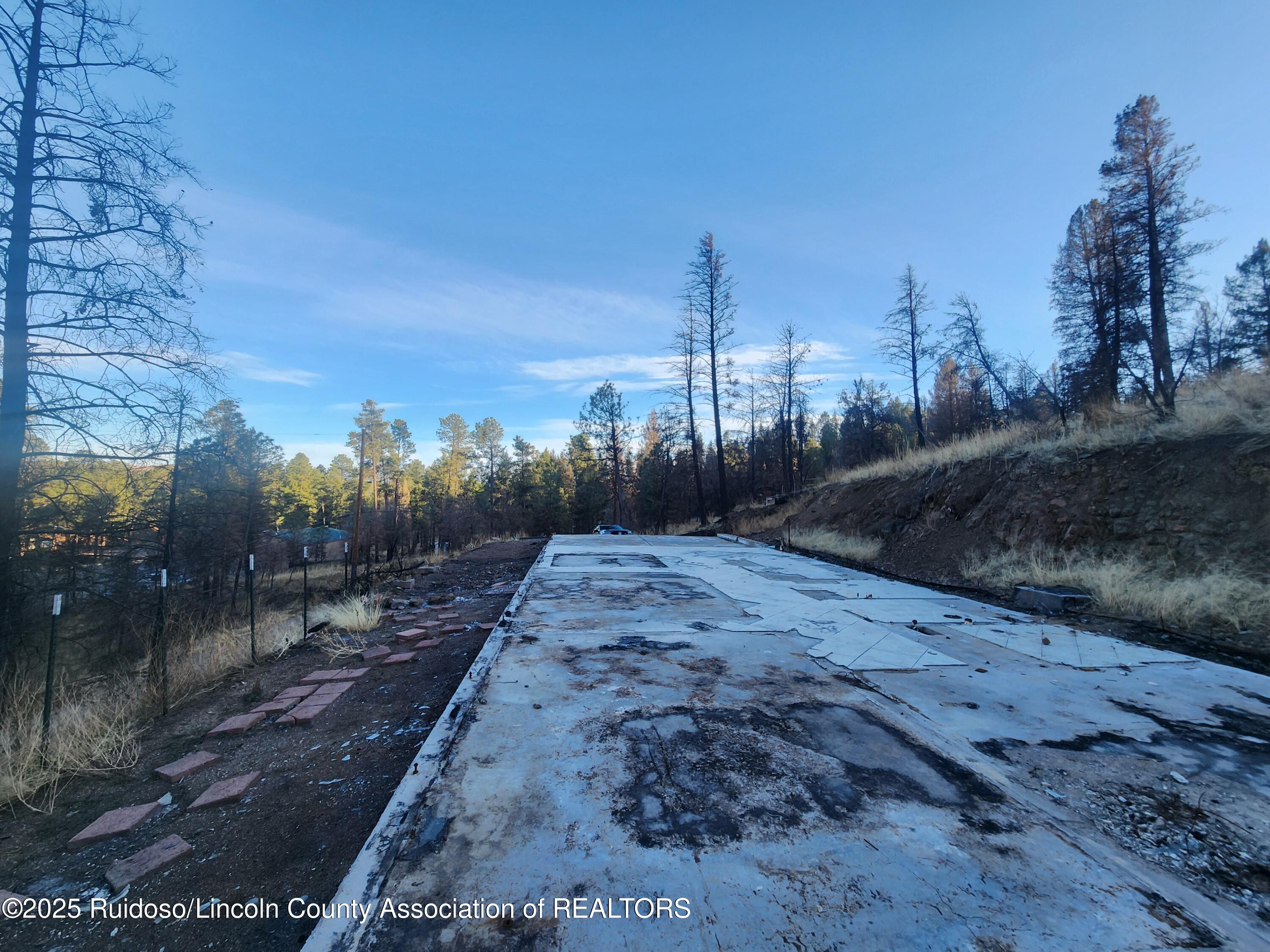 102 Sequoia Drive, Ruidoso, New Mexico image 2