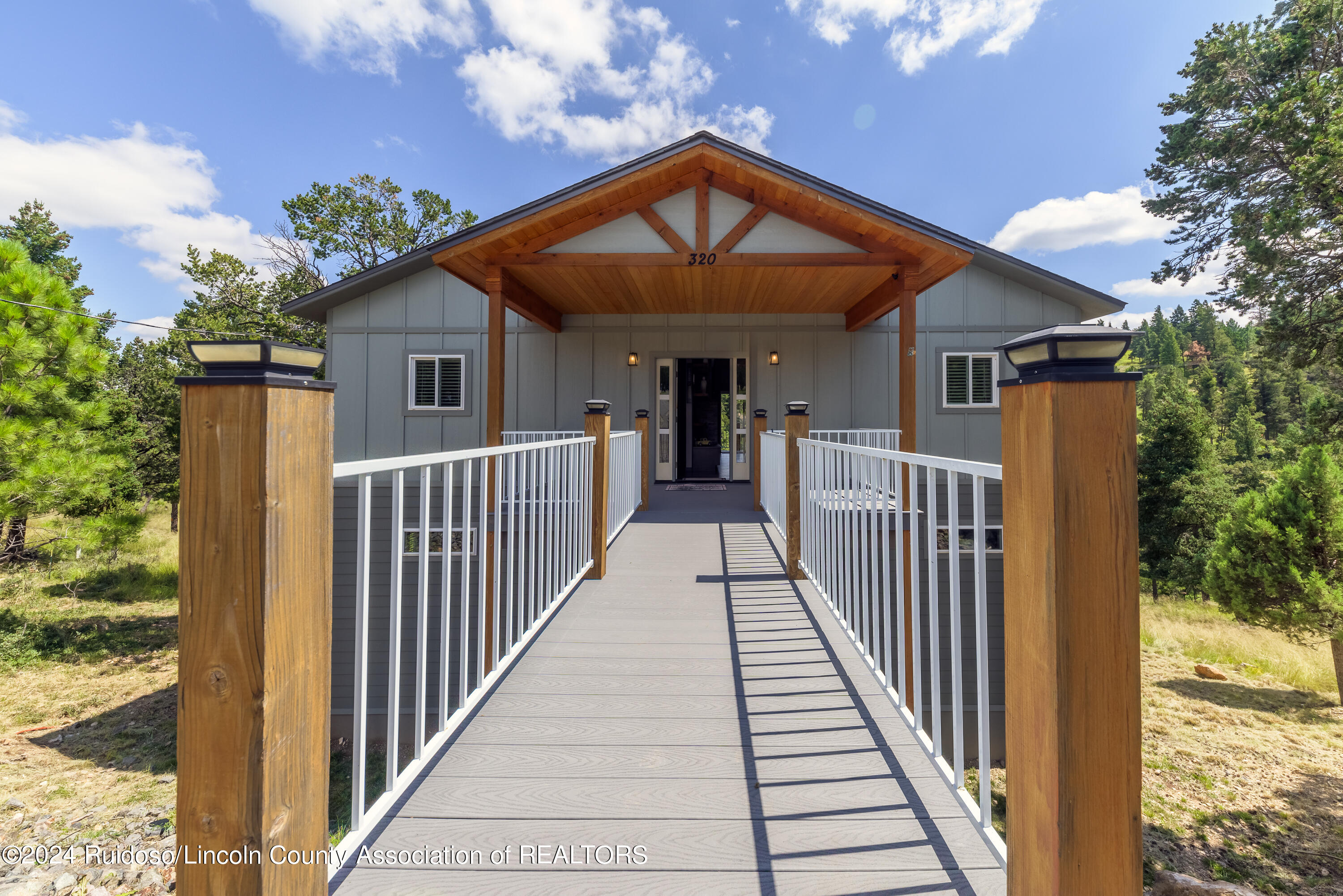 320 Crown Drive, Ruidoso, New Mexico image 1