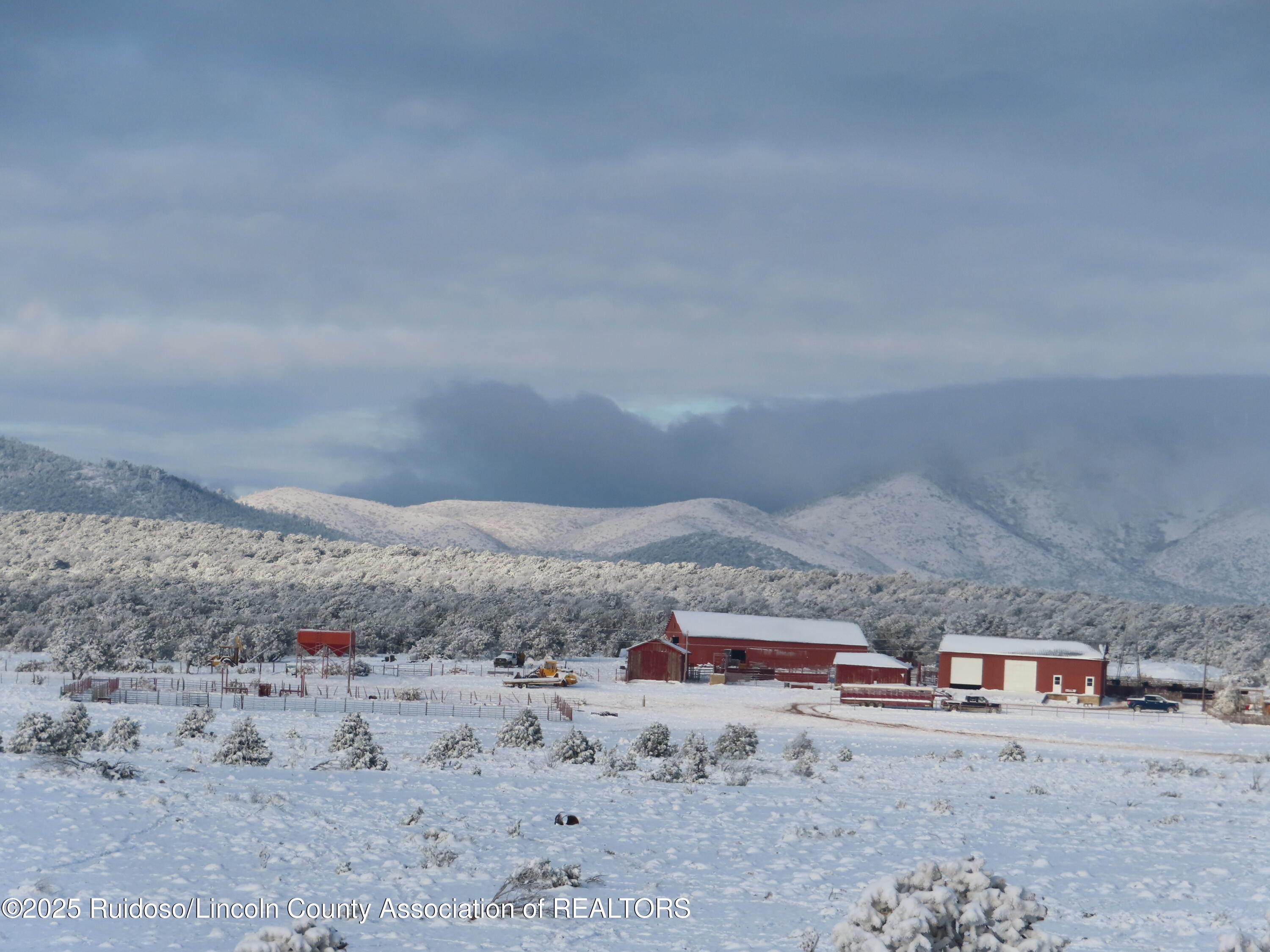 205 Katrina Road, Corona, New Mexico image 2