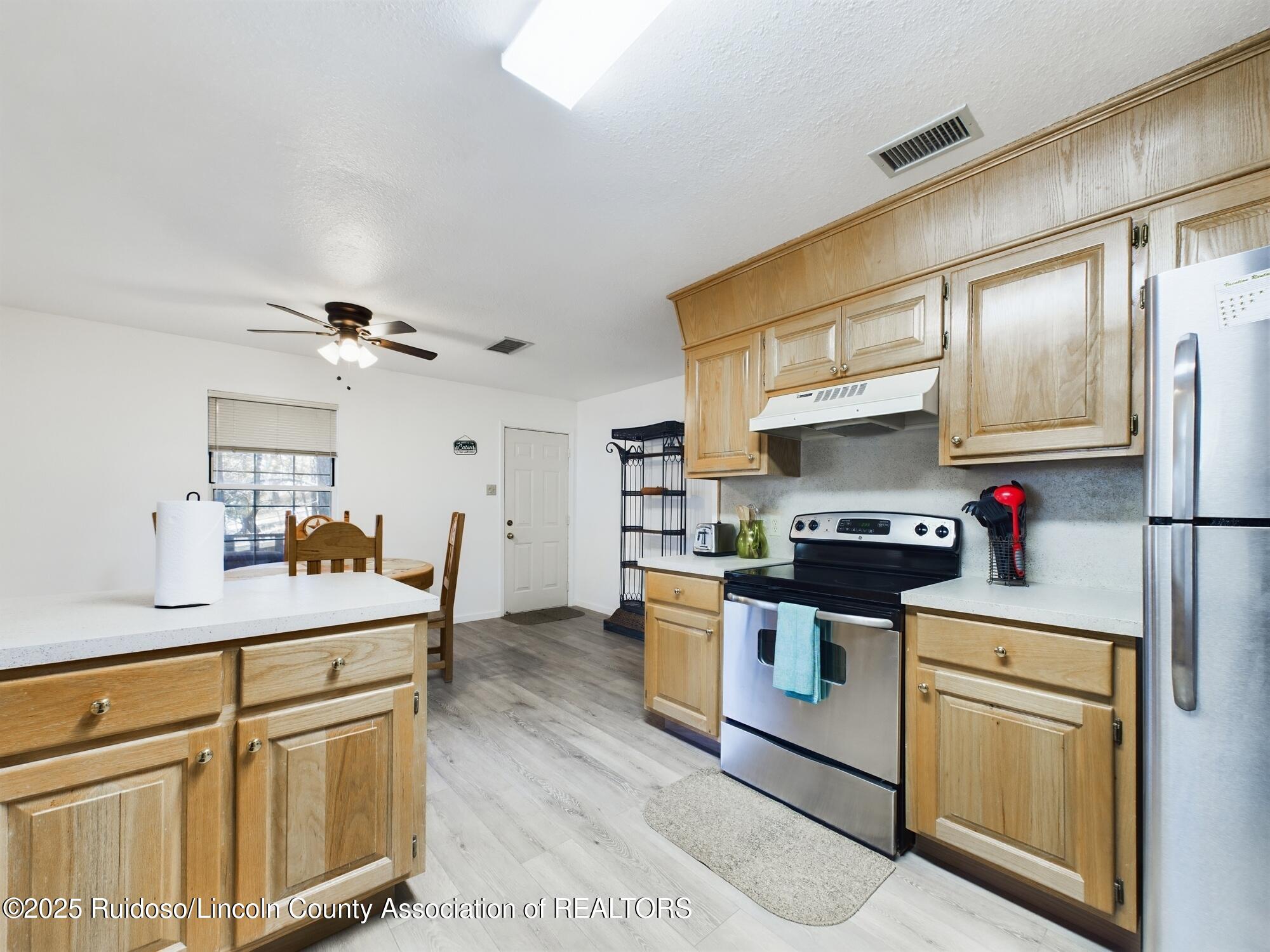 141 Brady Canyon Drive, Ruidoso, Texas image 8