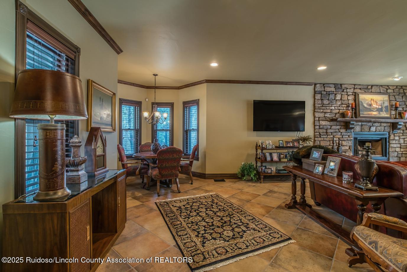 105 N Loop Road, Ruidoso, New Mexico image 7