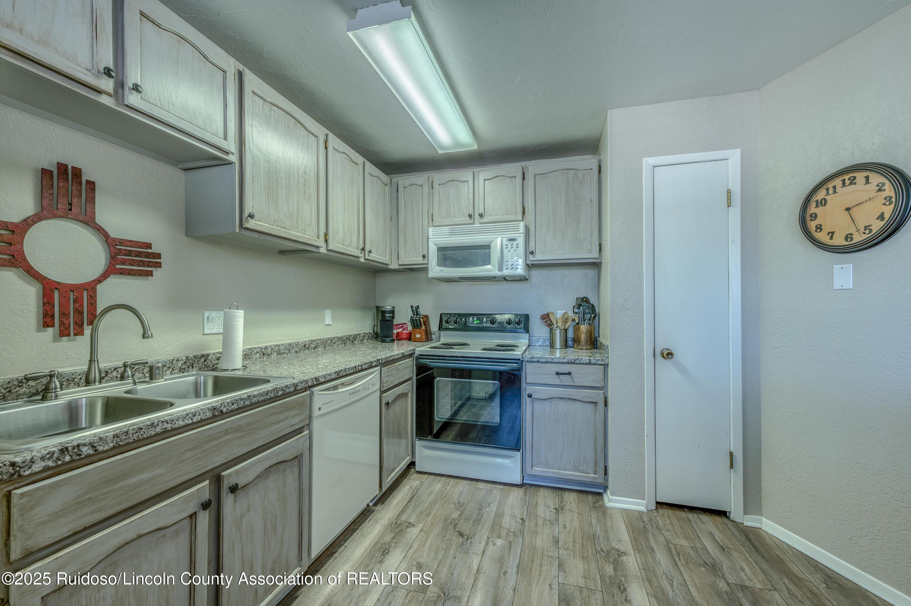 108 Jack Little Drive #15, Ruidoso, New Mexico image 10