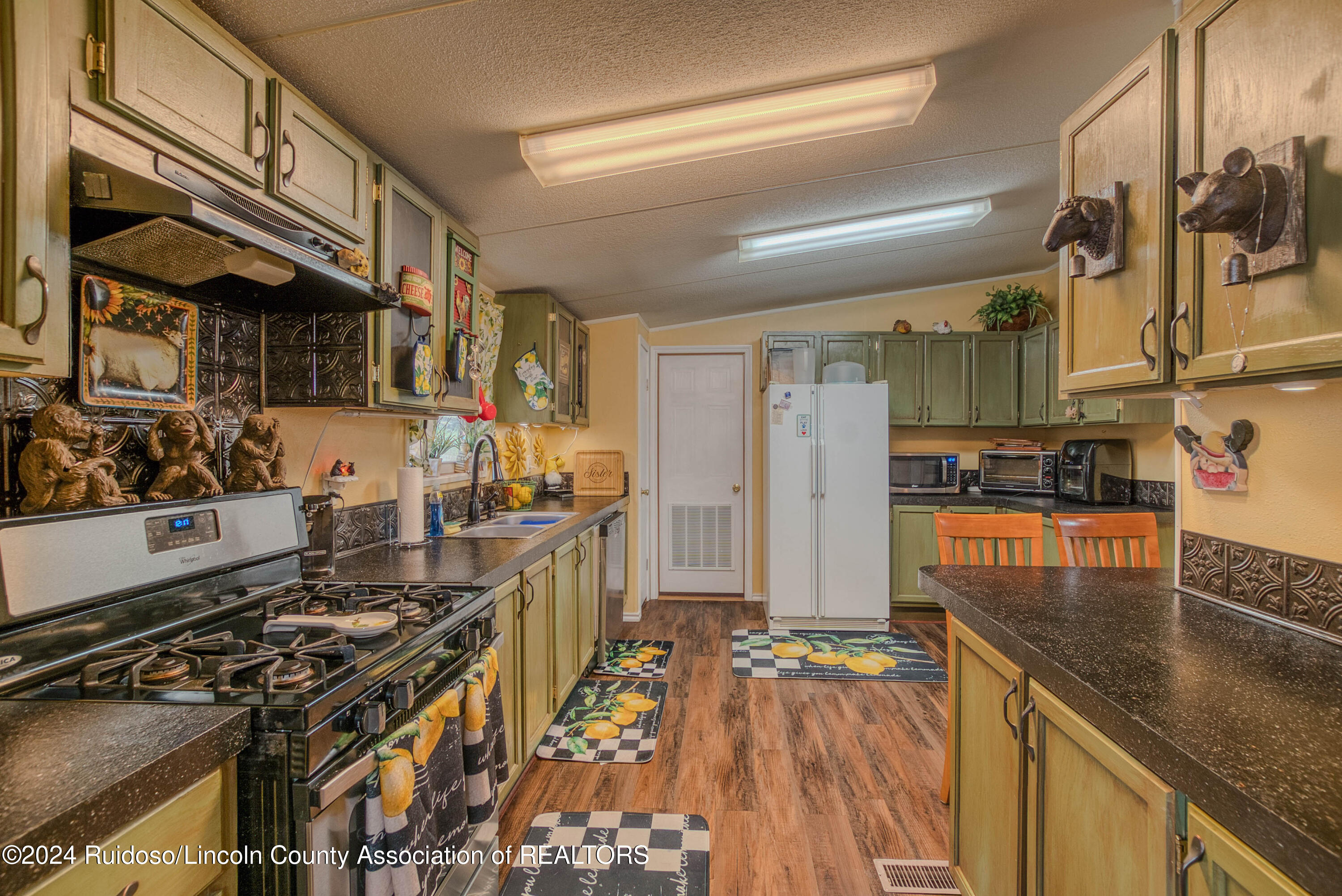 405 College Drive, Ruidoso, New Mexico image 16