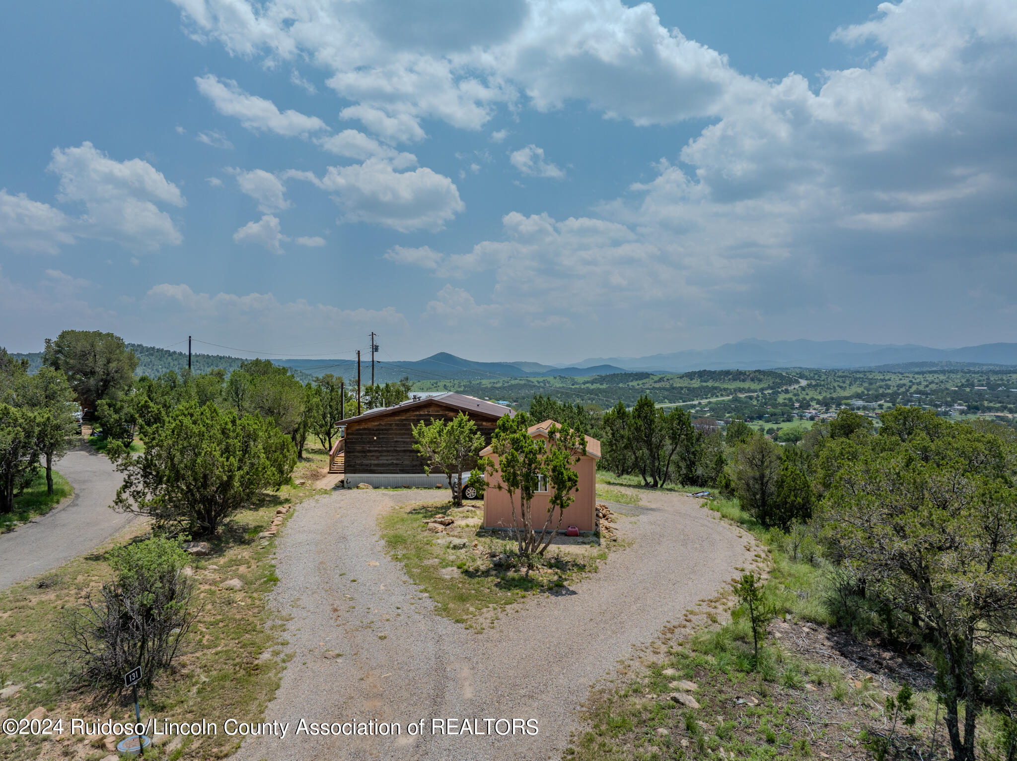 131 E Grandview Road, Capitan, New Mexico image 1