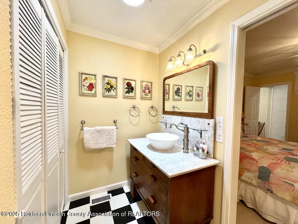 138 N Loop Road, Ruidoso, New Mexico image 47
