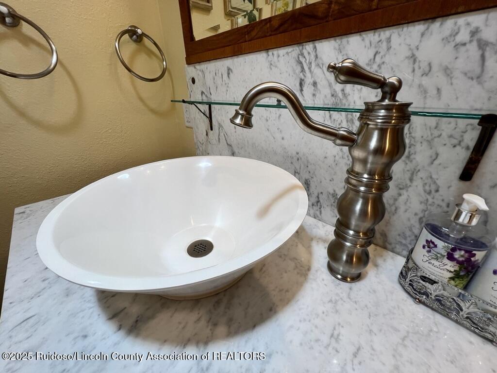 138 N Loop Road, Ruidoso, New Mexico image 49