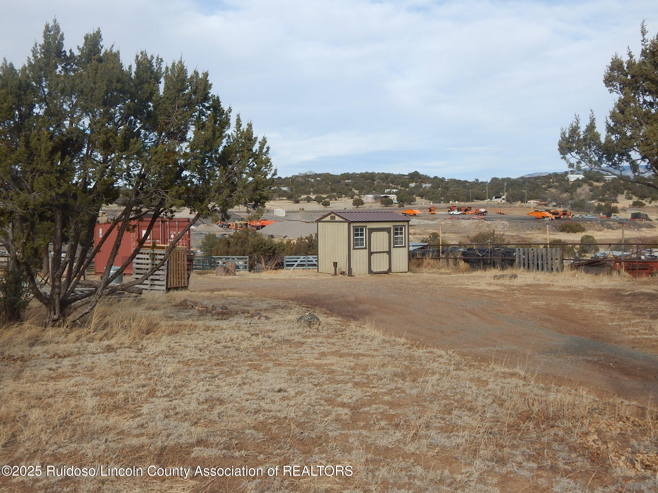 103 E Cedar Road, Capitan, New Mexico image 5