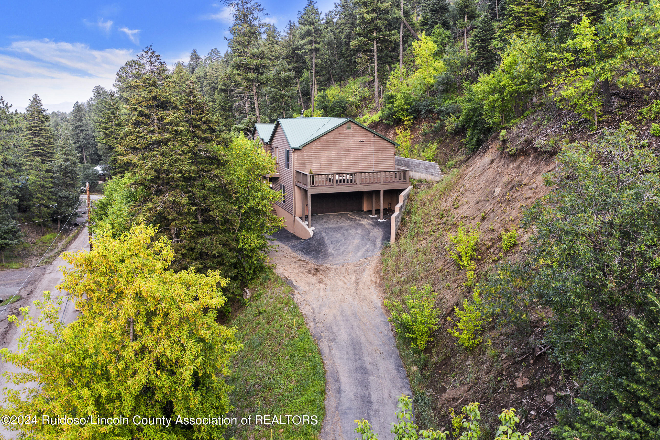 437 Flume Canyon Drive, Ruidoso, New Mexico image 2