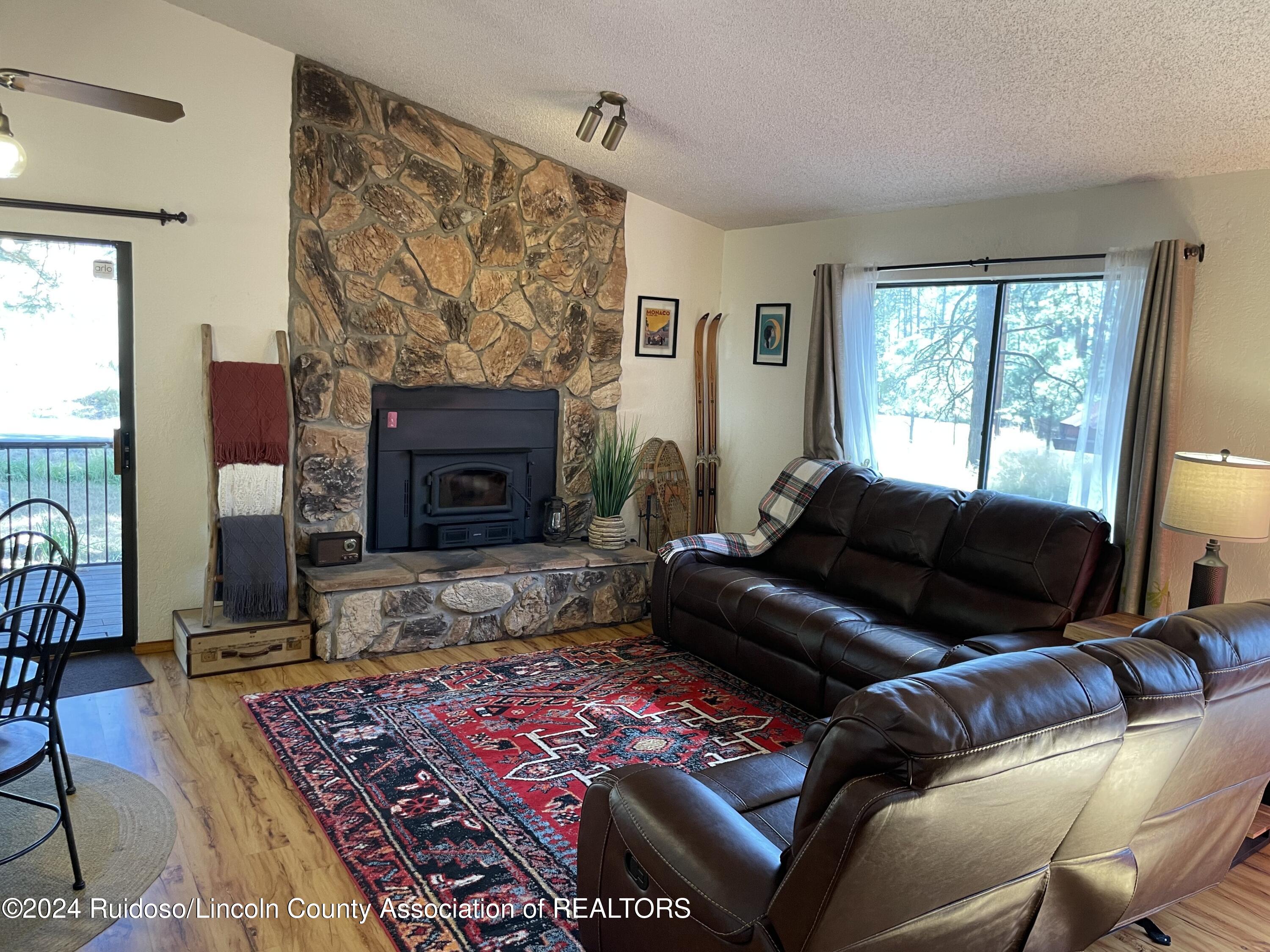 201 Mary Drive, Ruidoso, New Mexico image 3